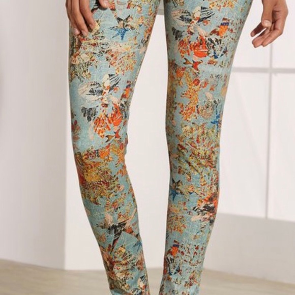 SOFT SURROUNDINGS HAVE TO HAVE CORDUBA PRINT ANKLE LEGGINGS SIZE PETITE LARGE - Picture 3 of 6